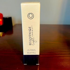 Rejuvenique light by MONAT
